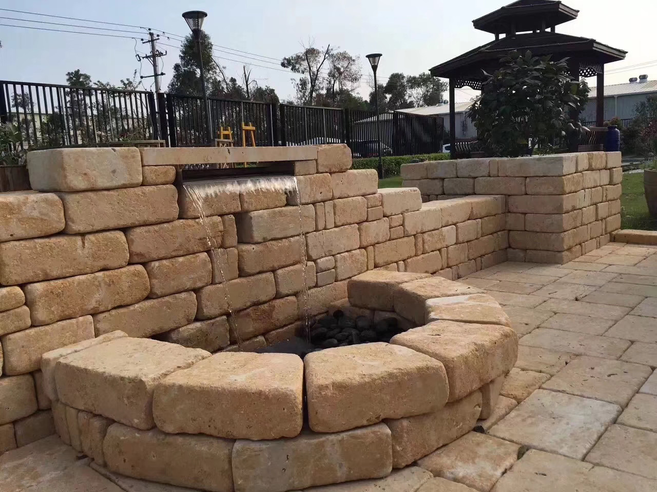 nartual granite garden wall stone.jpg