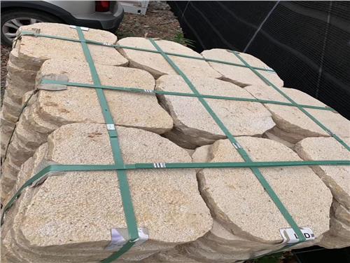 Beige Granite Irregular Paving Stone For  Patio / Walkway / Driveway Pavers